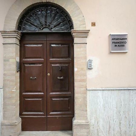 Appartamenti Francesco In Asyż Zewnętrze zdjęcie